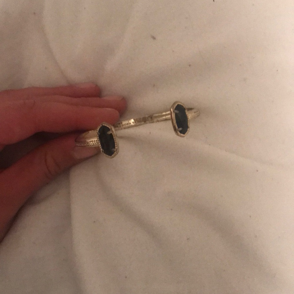 Kendra Scott bracelet